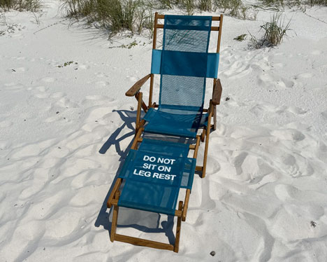 Beach-Chair-Rentals-Ikes-Beach-Service